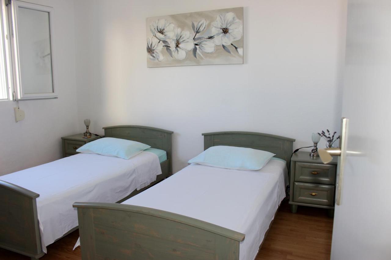 Zorana Apartment Mimice Exterior photo